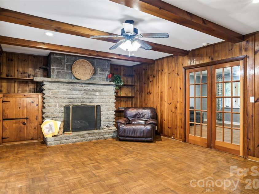 3002 Kanuga Road, Hendersonville, NC 28739.  MLS# CAR4364406, YatesRealty ID 25872. 