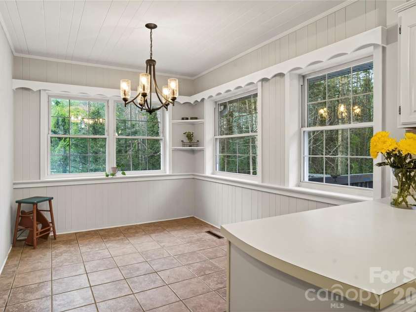 3002 Kanuga Road, Hendersonville, NC 28739.  MLS# CAR4364406, YatesRealty ID 25872. 
