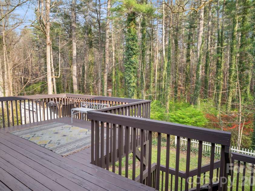 3002 Kanuga Road, Hendersonville, NC 28739.  MLS# CAR4364406, YatesRealty ID 25872. 
