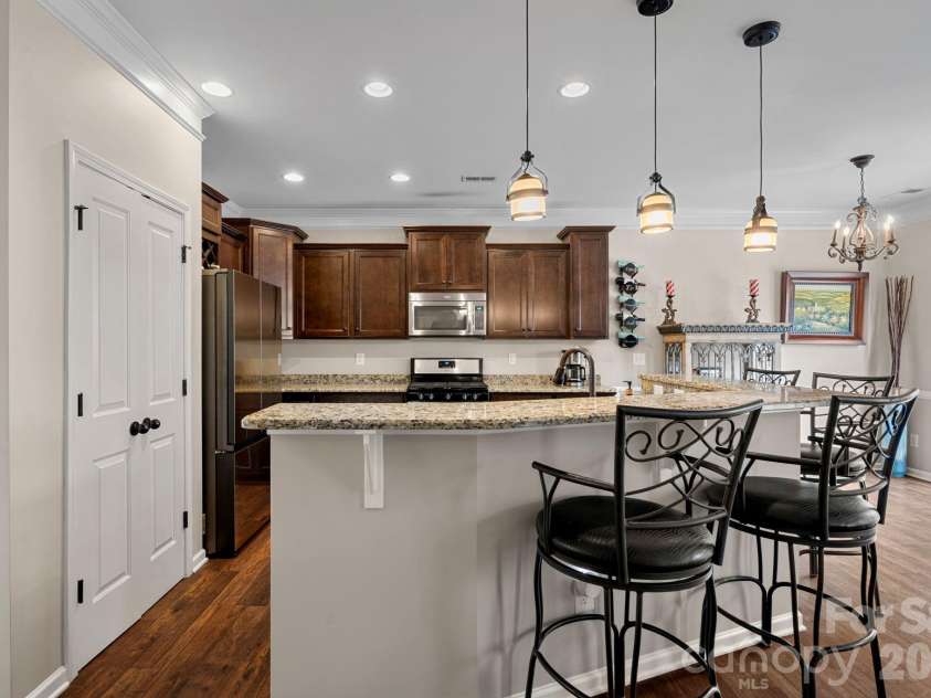 1203 Guadalupe Lane, Charlotte, NC 28214.  MLS# CAR4362862, YatesRealty ID 25873. Kitchen