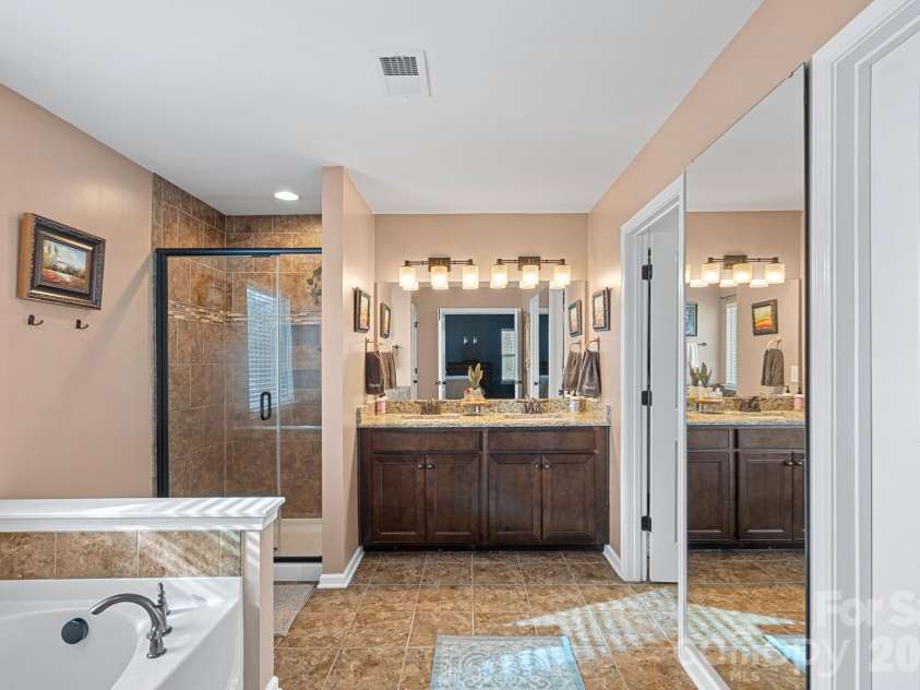 1203 Guadalupe Lane, Charlotte, NC 28214.  MLS# CAR4362862, YatesRealty ID 25873. Primary Bathroom
