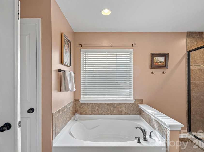 1203 Guadalupe Lane, Charlotte, NC 28214.  MLS# CAR4362862, YatesRealty ID 25873. Primary Bathroom