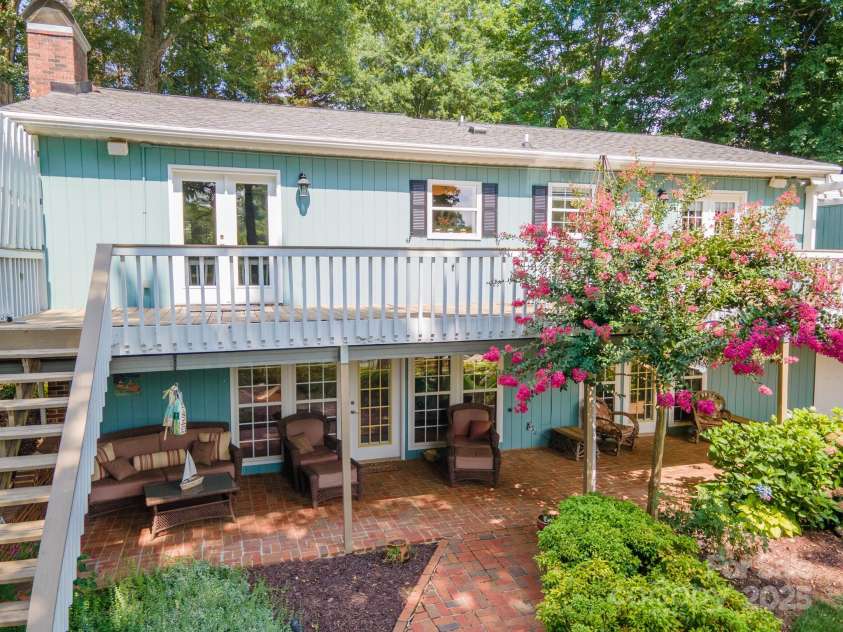 232 Elysian Drive, Mooresville, NC 28117.  MLS# CAR4275042, YatesRealty ID 25874. 