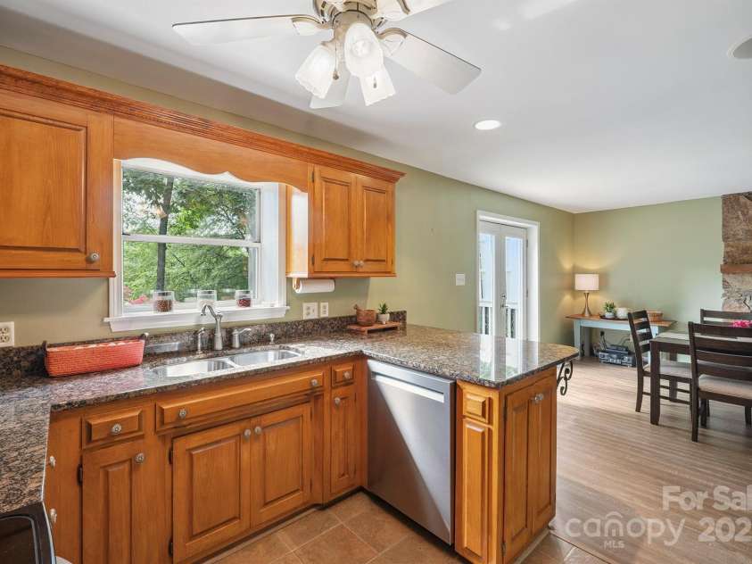 232 Elysian Drive, Mooresville, NC 28117.  MLS# CAR4275042, YatesRealty ID 25874. 