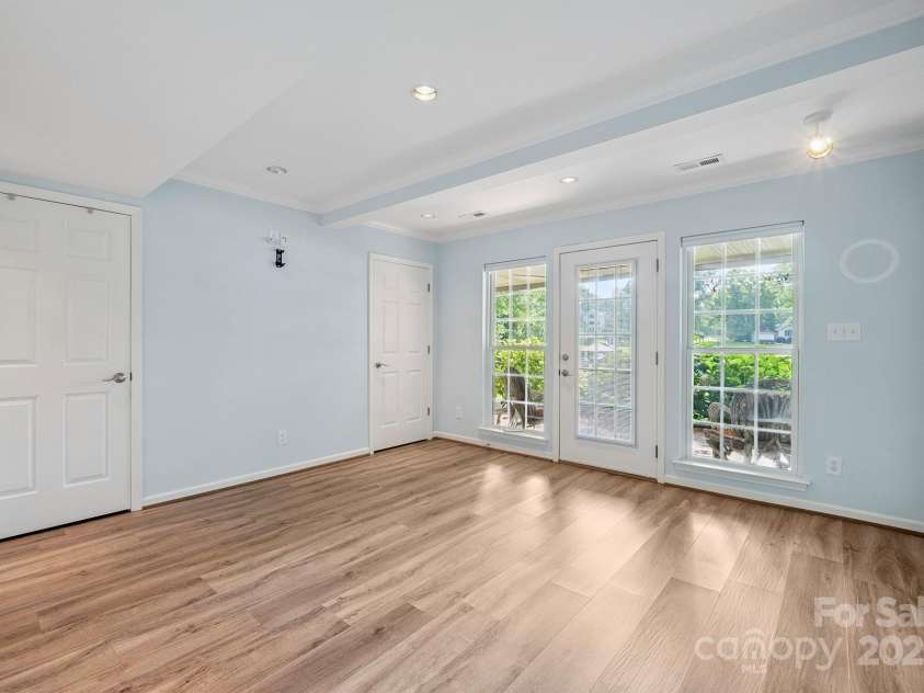 232 Elysian Drive, Mooresville, NC 28117.  MLS# CAR4275042, YatesRealty ID 25874. Primary Bedroom