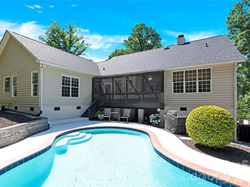 724 Big Indian Loop, Mooresville, NC 28117.  MLS# CAR4382182, YatesRealty ID 25875. 