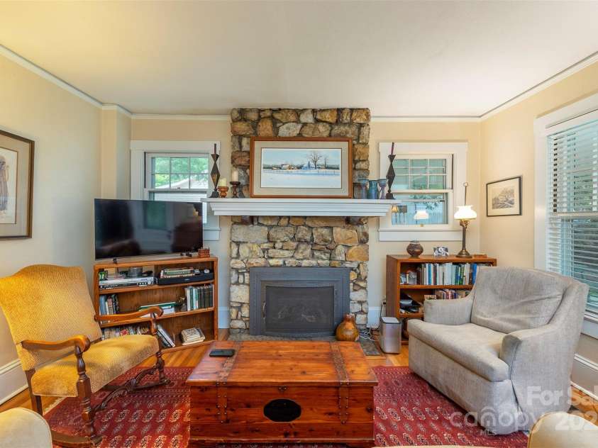 108 Connally Street, Black Mountain, NC 28711.  MLS# CAR4263384, YatesRealty ID 25876. 
