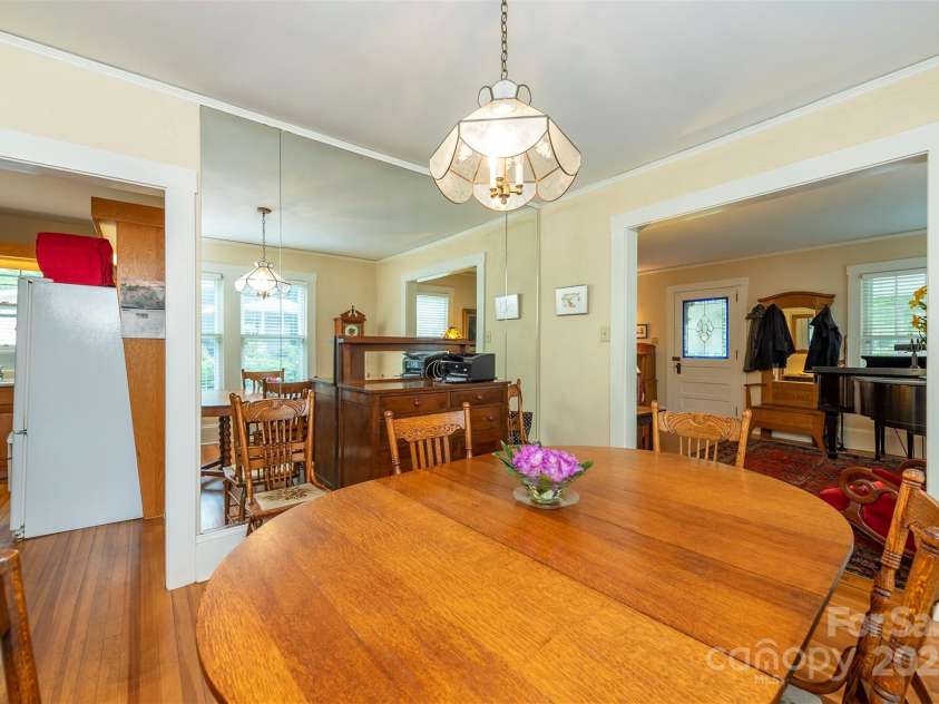 108 Connally Street, Black Mountain, NC 28711.  MLS# CAR4263384, YatesRealty ID 25876. 