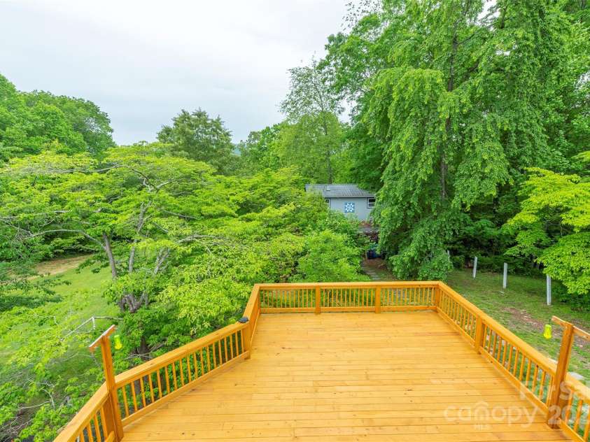 108 Connally Street, Black Mountain, NC 28711.  MLS# CAR4263384, YatesRealty ID 25876. 