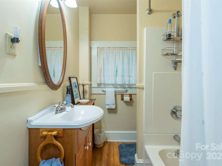 108 Connally Street, Black Mountain, NC 28711.  MLS# CAR4263384, YatesRealty ID 25876. 