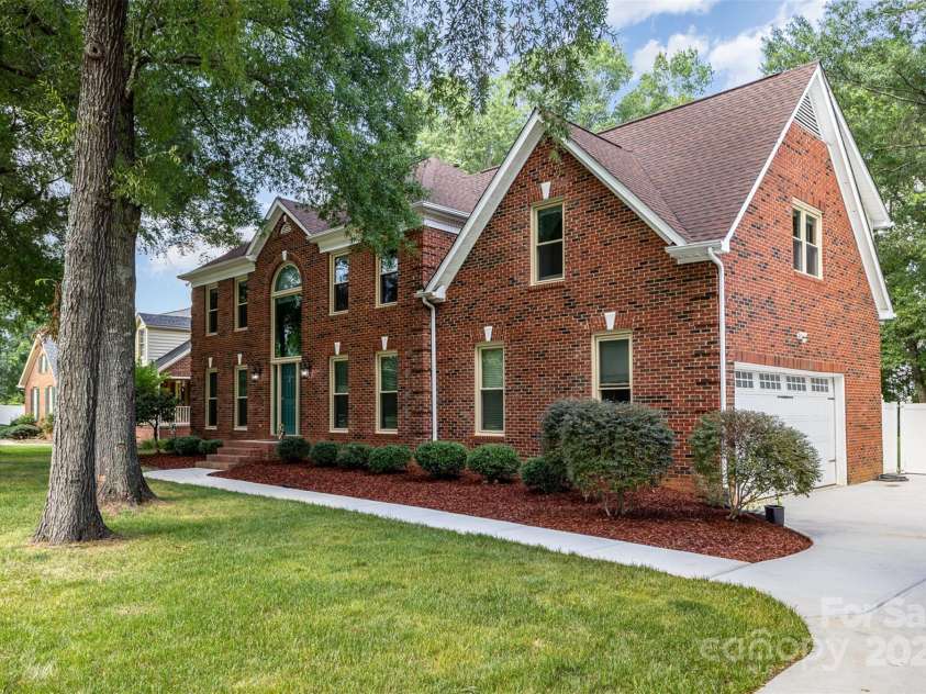 3313 Blue Jay Pass, Fort Mill, SC 29708.  MLS# CAR4276857, YatesRealty ID 25877. 