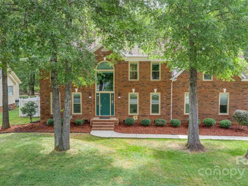 3313 Blue Jay Pass, Fort Mill, SC 29708.  MLS# CAR4276857, YatesRealty ID 25877. 