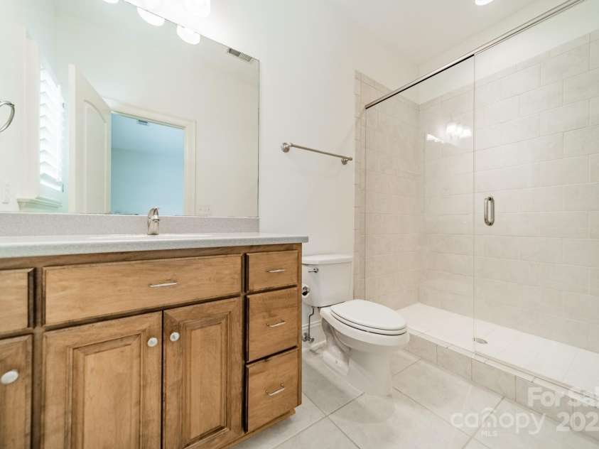 9202 Arlington Hills Drive, Mint Hill, NC 28227.  MLS# CAR4262986, YatesRealty ID 25878. Bathroom 4