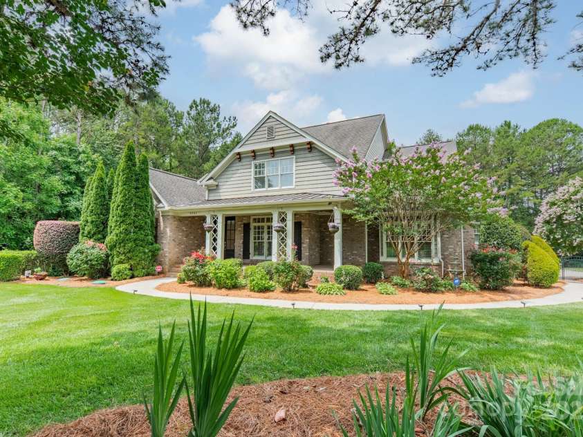 9202 Arlington Hills Drive, Mint Hill, NC 28227.  MLS# CAR4262986, YatesRealty ID 25878. Front Exterior