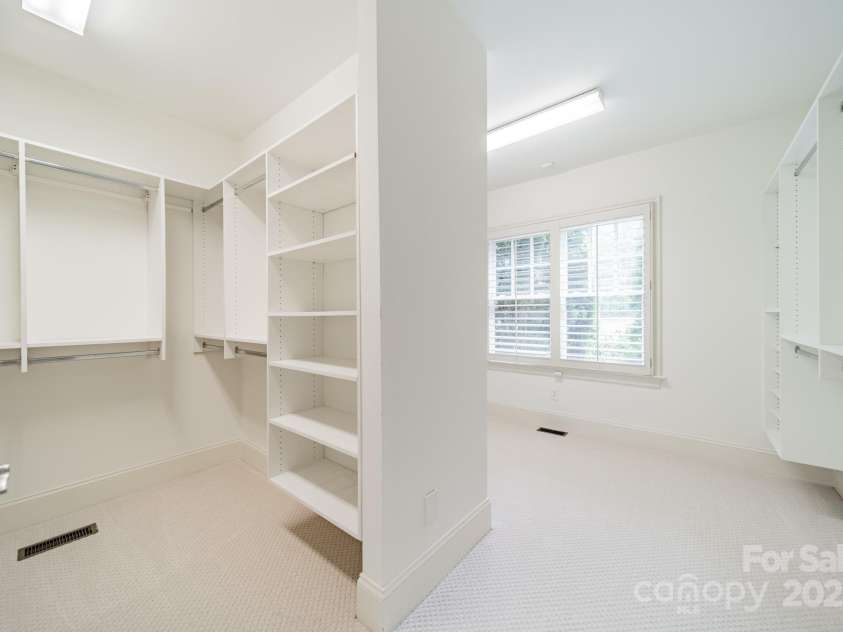 9202 Arlington Hills Drive, Mint Hill, NC 28227.  MLS# CAR4262986, YatesRealty ID 25878. Primary Walk-in