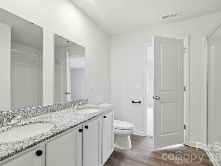 1941 Tranquility Circle, Newton, NC 28658.  MLS# CAR4385320, YatesRealty ID 25879. 