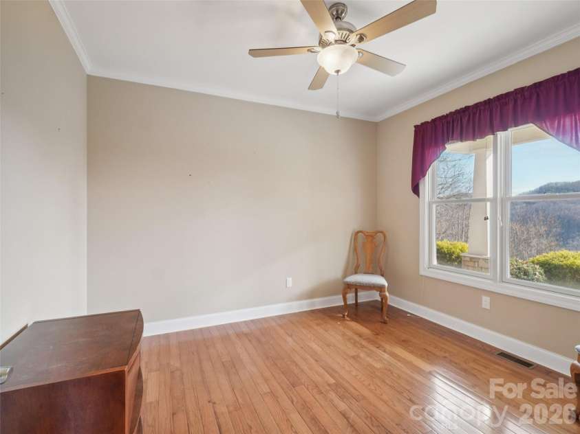 959 Silverglen Way, Hendersonville, NC 28792.  MLS# CAR4326681, YatesRealty ID 2588. 