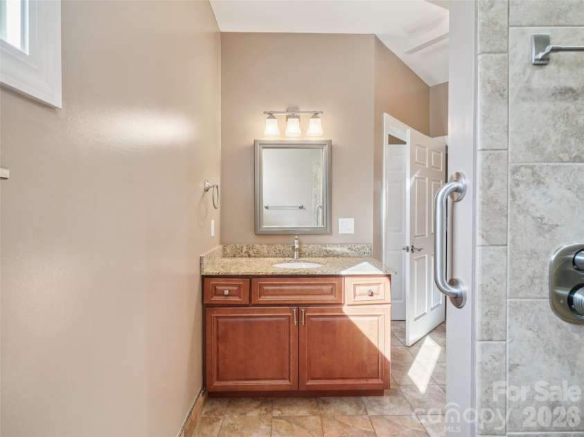 959 Silverglen Way, Hendersonville, NC 28792.  MLS# CAR4326681, YatesRealty ID 2588. 