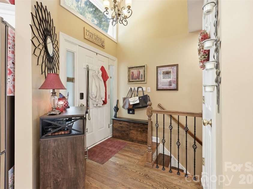 14614 Waterside Drive, Charlotte, NC 28278.  MLS# CAR4368572, YatesRealty ID 25880. 