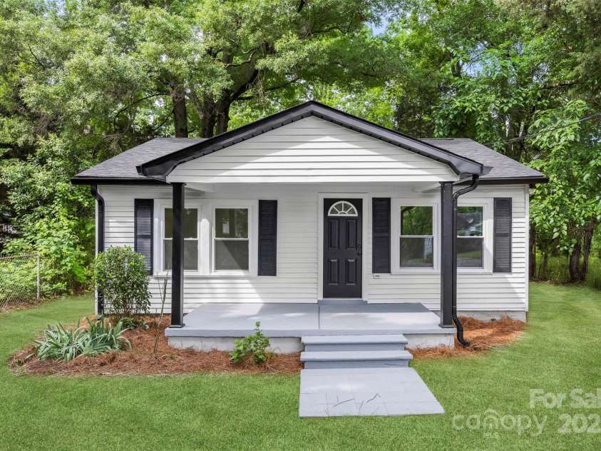 1155 Cedar Grove Lane, Rock Hill, SC 29732.  MLS# CAR4259941, YatesRealty ID 25881. 