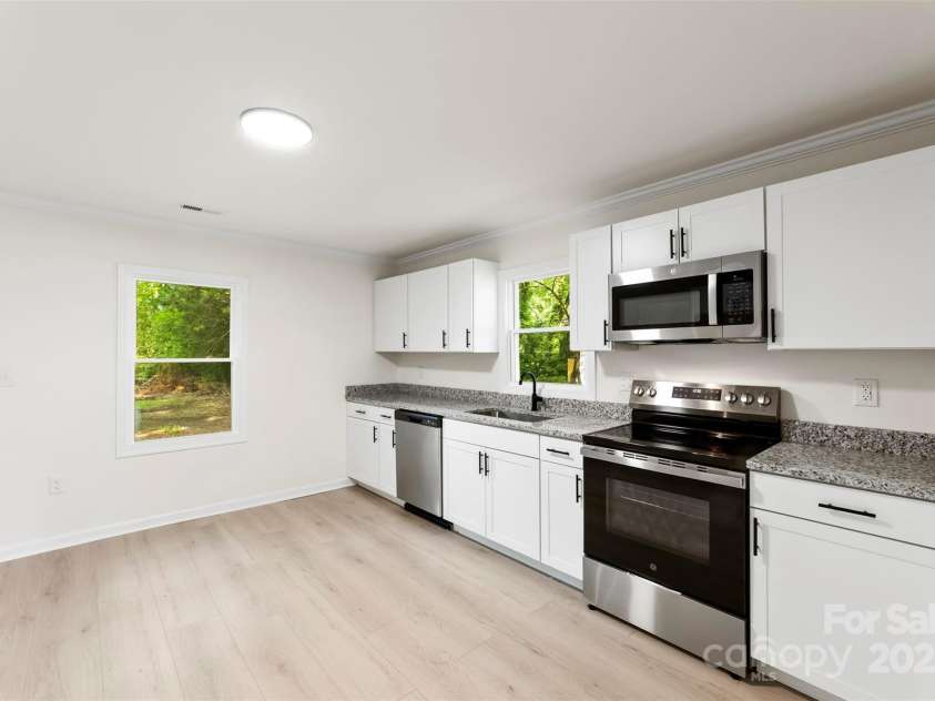 1155 Cedar Grove Lane, Rock Hill, SC 29732.  MLS# CAR4259941, YatesRealty ID 25881. 