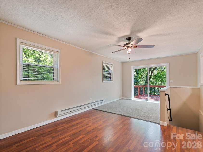 157 Highland Terrace, Clyde, NC 28721.  MLS# CAR4384320, YatesRealty ID 25883. 
