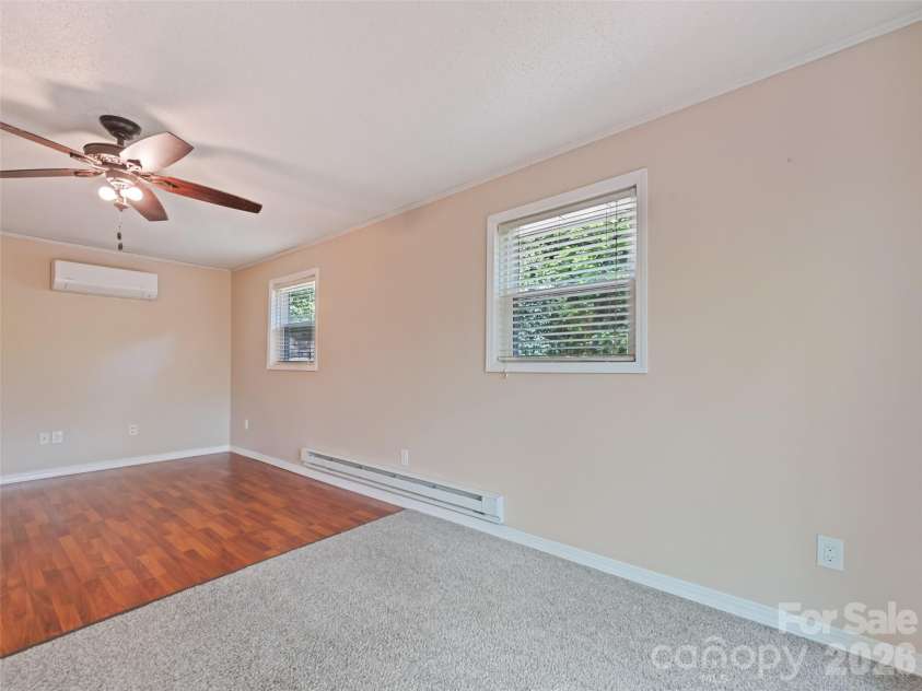 157 Highland Terrace, Clyde, NC 28721.  MLS# CAR4384320, YatesRealty ID 25883. 
