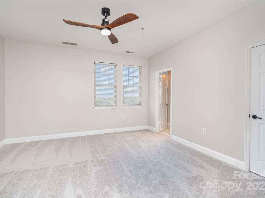 14247 Richmond Park Avenue, Charlotte, NC 28277.  MLS# CAR4280603, YatesRealty ID 25884. Primary Bedroom