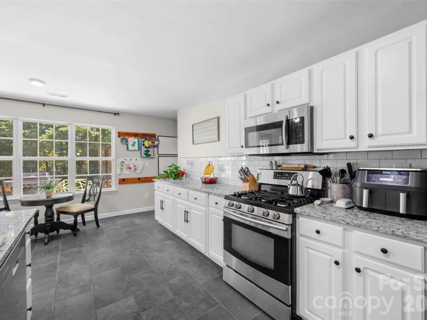 570 Saddlebrook Drive, Rock Hill, SC 29730.  MLS# CAR4384416, YatesRealty ID 25884. 