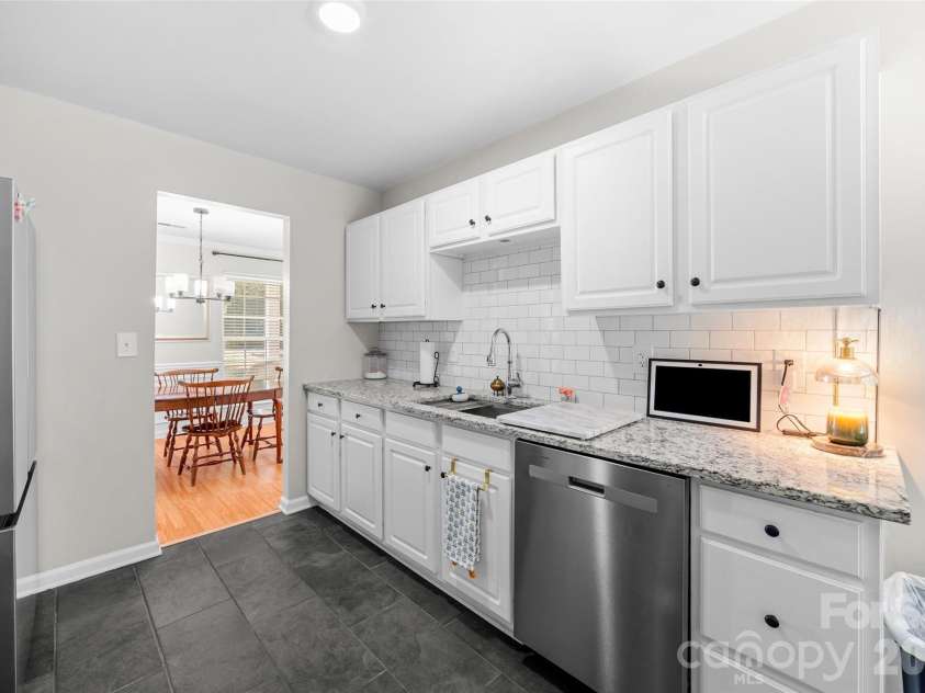 570 Saddlebrook Drive, Rock Hill, SC 29730.  MLS# CAR4384416, YatesRealty ID 25884. 