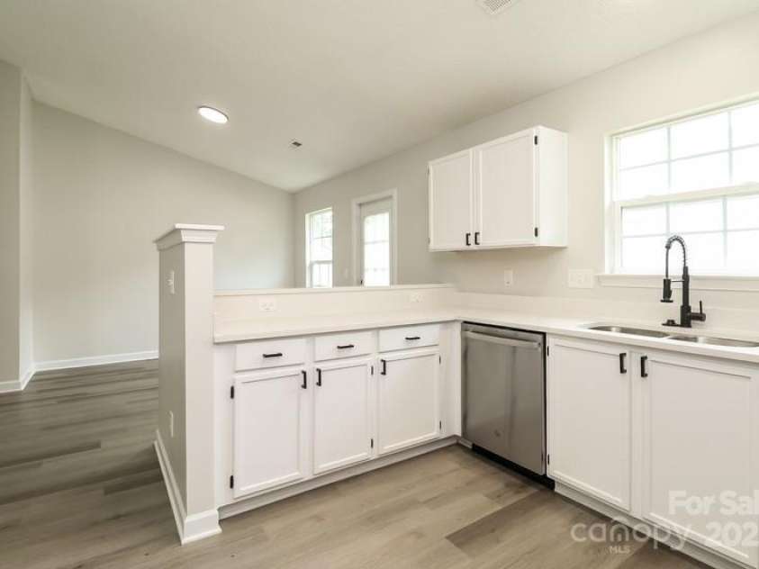 1628 Sandpiper Drive, Rock Hill, SC 29732.  MLS# CAR4275510, YatesRealty ID 25885. 