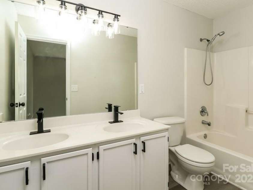 1628 Sandpiper Drive, Rock Hill, SC 29732.  MLS# CAR4275510, YatesRealty ID 25885. 