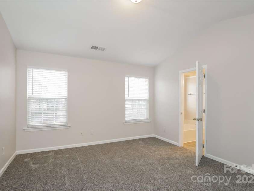14311 Arbor Ridge Drive, Charlotte, NC 28273.  MLS# CAR4276238, YatesRealty ID 25889. 