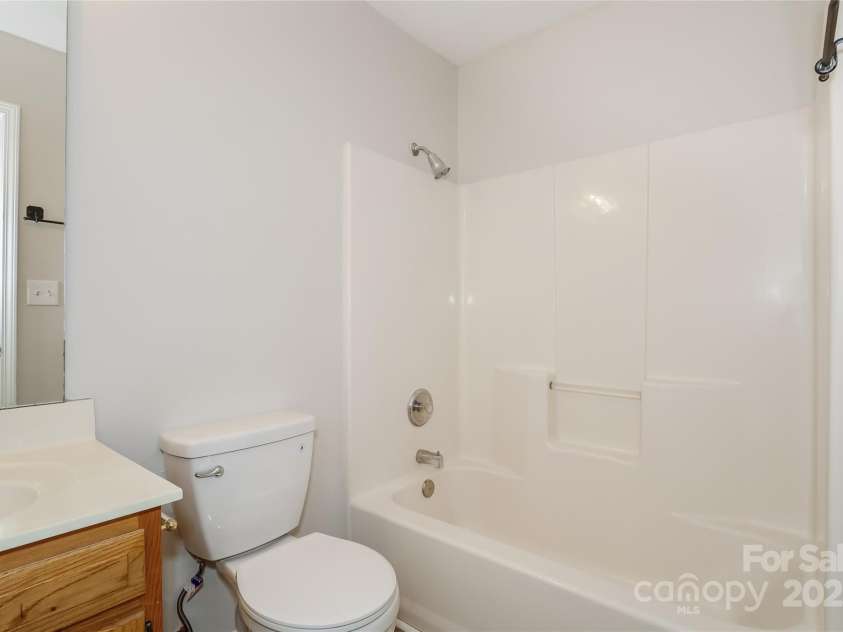 14311 Arbor Ridge Drive, Charlotte, NC 28273.  MLS# CAR4276238, YatesRealty ID 25889. 