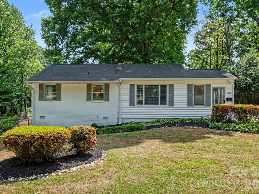 3231 Eastwood Drive, Charlotte, NC 28205.  MLS# CAR4379099, YatesRealty ID 25889. 3231 Eastwood Drive would love for you to call it home