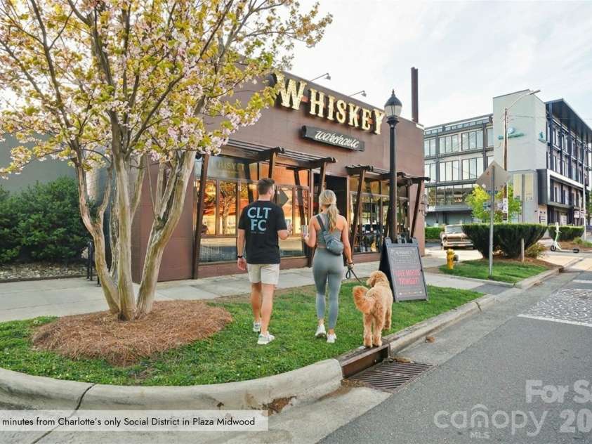 3231 Eastwood Drive, Charlotte, NC 28205.  MLS# CAR4379099, YatesRealty ID 25889. 7 min to Plaza Midwood & Charlotte's only social district