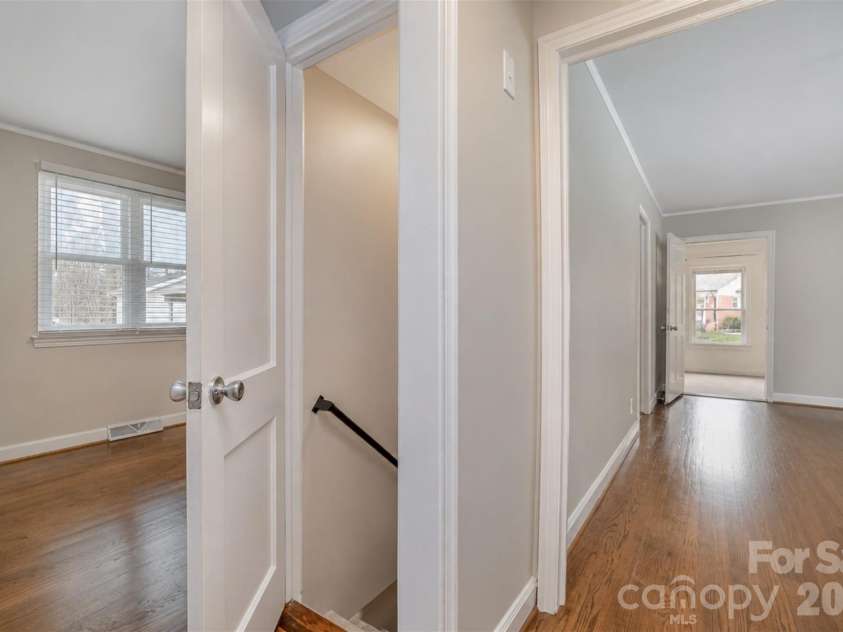3231 Eastwood Drive, Charlotte, NC 28205.  MLS# CAR4379099, YatesRealty ID 25889. Leads to basement, offers the ability to separate upstairs from downstairs