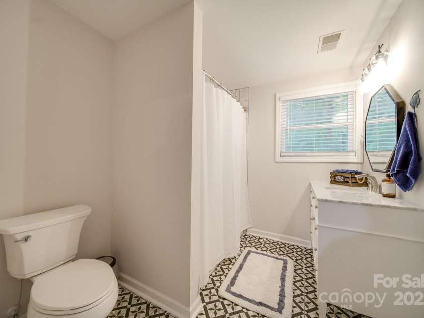 2308 White Heron Road, Liberty Hill, SC 29074.  MLS# CAR4304751, YatesRealty ID 2589. 