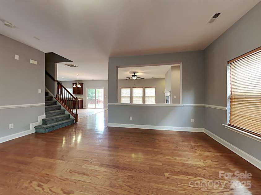 8924 Oransay Way, Charlotte, NC 28278.  MLS# CAR4277114, YatesRealty ID 25890. 