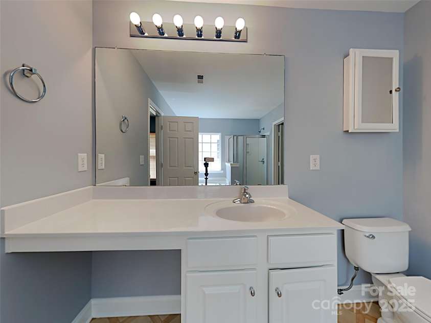8924 Oransay Way, Charlotte, NC 28278.  MLS# CAR4277114, YatesRealty ID 25890. 