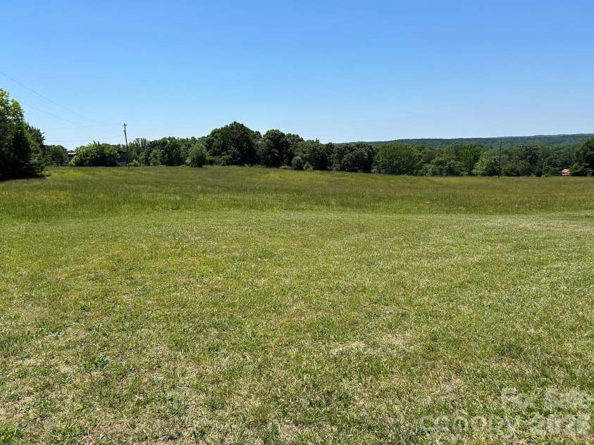 5412 US 221 Highway, Forest City, NC 28043.  MLS# CAR4383317, YatesRealty ID 25891. 