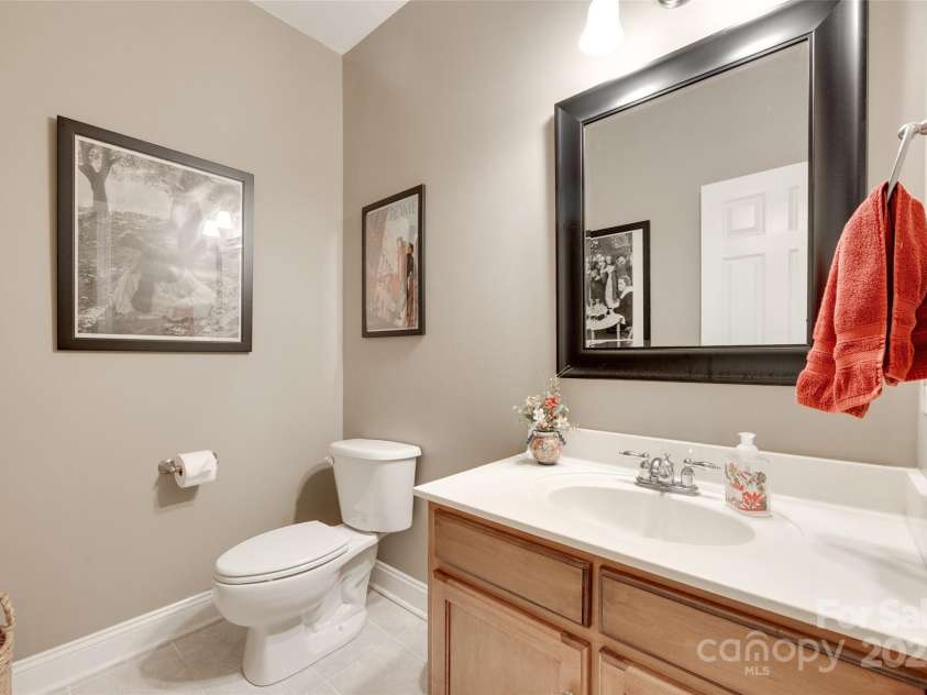 125 Highland Forest Drive, Clover, SC 29710.  MLS# CAR4272102, YatesRealty ID 25893. Half bath on the main level