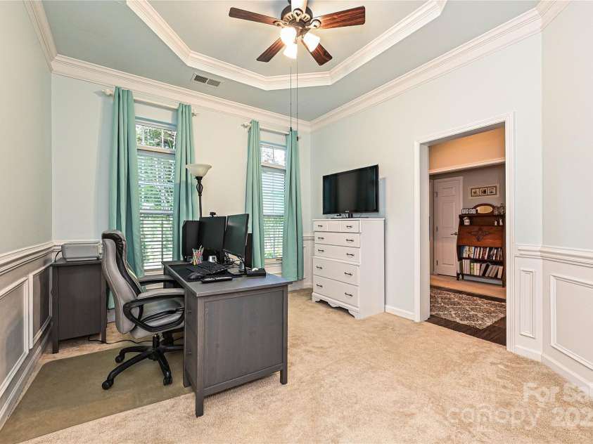 4018 Harmattan Drive, Denver, NC 28037.  MLS# CAR4259342, YatesRealty ID 25896. Study