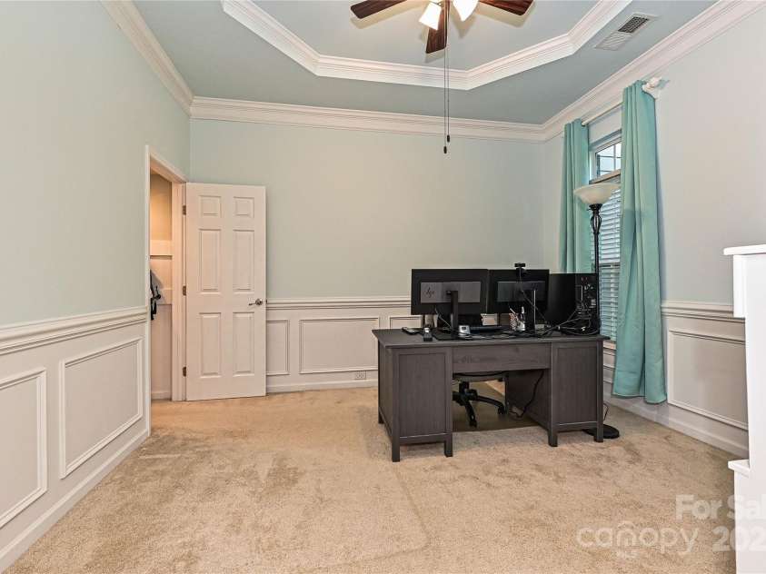 4018 Harmattan Drive, Denver, NC 28037.  MLS# CAR4259342, YatesRealty ID 25896. Study