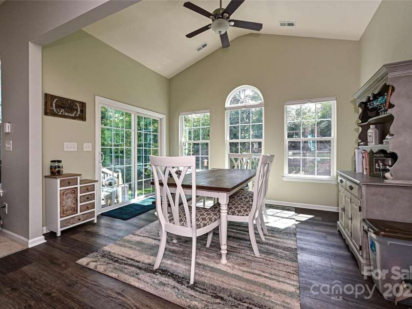 4018 Harmattan Drive, Denver, NC 28037.  MLS# CAR4259342, YatesRealty ID 25896. Sunroom/ Dining