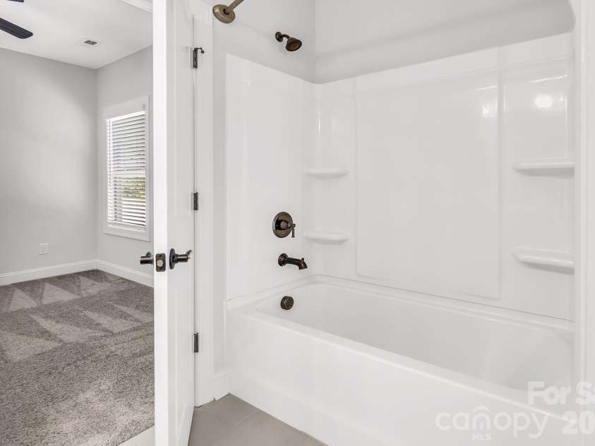 4097 Canopy Creek Drive, Denver, NC 28037.  MLS# CAR4373719, YatesRealty ID 25897. 