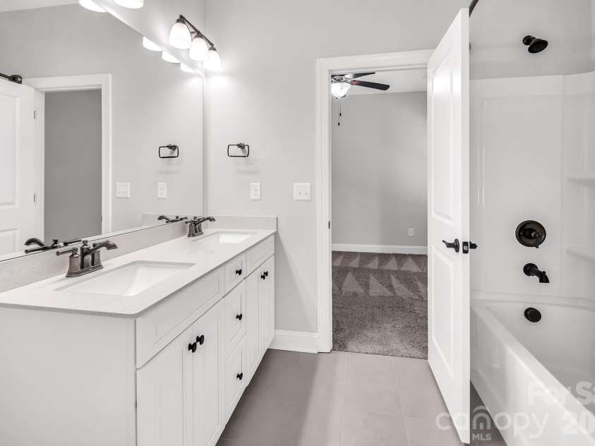 4097 Canopy Creek Drive, Denver, NC 28037.  MLS# CAR4373719, YatesRealty ID 25897. 