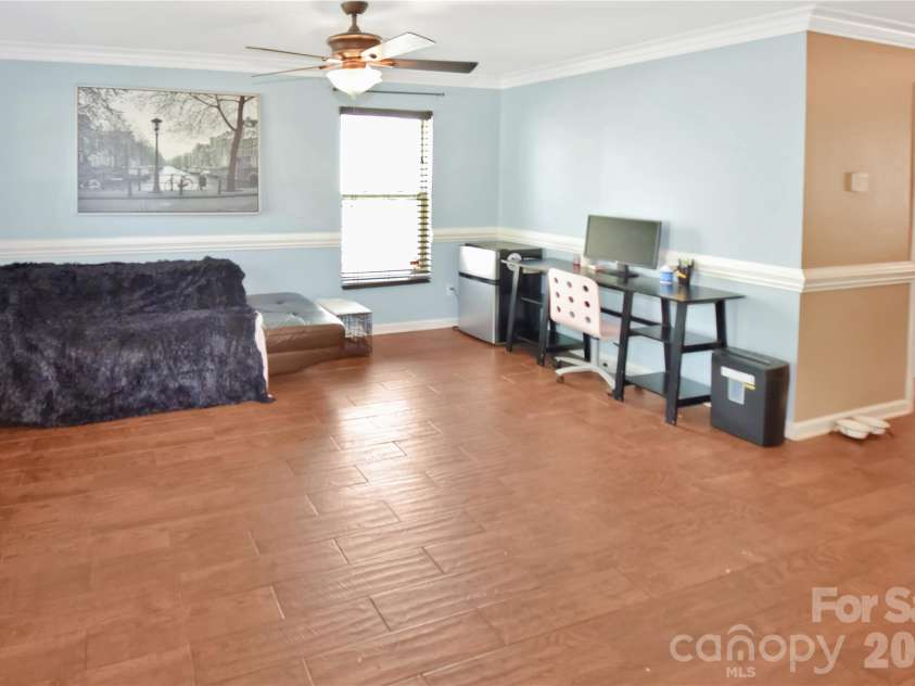 1249 Allegiance Drive, Charlotte, NC 28217.  MLS# CAR4376377, YatesRealty ID 25899. 