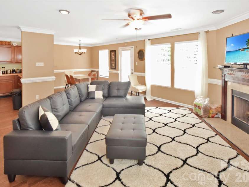 1249 Allegiance Drive, Charlotte, NC 28217.  MLS# CAR4376377, YatesRealty ID 25899. 