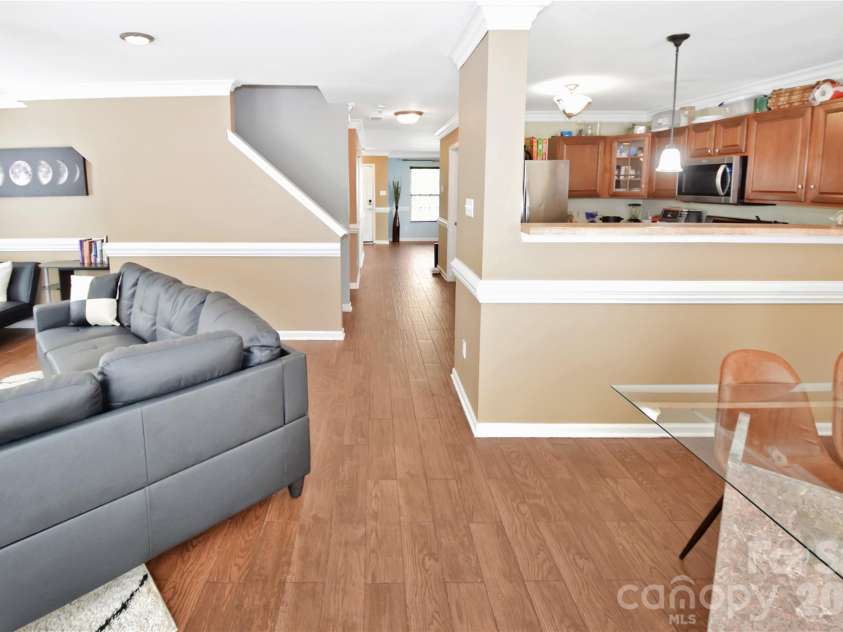1249 Allegiance Drive, Charlotte, NC 28217.  MLS# CAR4376377, YatesRealty ID 25899. 